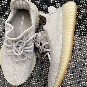 Yeezy sesame 350 V2